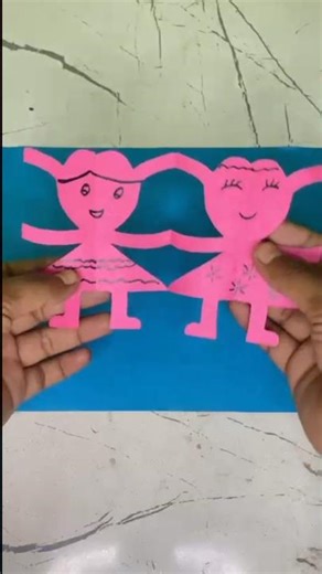 How to Make a Paper Doll Chain 👯‍♀️✨. #Shorts #YouTubeShorts #DIY #Craft#art