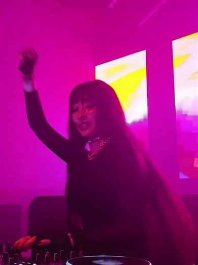 This Was Straight-Up Festival Energy Indoors.