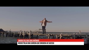 Badoxa falou a TVA sobre suas vivências e seus projectos No pulsar da música que transcende fronteiras, Badoxa emerge como um ícone da fusão cultural entre Cabo Verde, Angola e Portugal. Nascido da paixão precoce pela música, o artista português de raízes cabo-verdianas revela como seu talento o levou dos palcos secretos de discotecas à fama internacional, celebrando agora as influências que moldaram sua jornada. | TVA