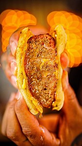 𝘽𝙧𝙚𝙖𝙠𝙛𝙖𝙨𝙩 𝙋𝙞𝙣𝙬𝙝𝙚𝙚𝙡 𝙎𝙖𝙣𝙙𝙬𝙞𝙘𝙝 This was an absolute amazing breakfast that I will definitely be making a lot more. Thanks to @scaleandtailor for the inspiration from her burger pinwheels. This method is genius and works well. Not a gimmick for sure. If you’ve tried her burger pinwheels you’re going to want to try these also. 𝙄𝙣𝙜𝙧𝙚𝙙𝙞𝙚𝙣𝙩𝙨: • @jimmydean Hot pork sausage • Bacon • My Cajun Honey Rub @tftibbq.shop • English muffins • Kolby jack cheese 𝘾𝙖𝙟𝙪𝙣 𝙃𝙤�