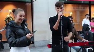 THIS GUY ENTERTAINS THE CROWD | Piano Man - Billy Joel | Allie Sherlock & Cuan Durkin FULL VIDEO ↙️ https://youtu.be/f1ZJ_xtP1So MY YOUTUBE 💟 https://www.youtube.com/c/alliesherlockmusic TIPS 💚 https://paypal.me/pools/c/8dwHxIVSy1 NEW CD - A PART OF ME PHOTO https://paypal.me/pools/c/8rGBW90KLj ALL MY LINKS 💙 https://linktr.ee/alliesherlock | Allie Sherlock