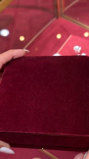 By far one of the most beautiful sapphires I’ve ever seen, only from Bayco @baycojewels! I had the pleasure of trying on this breathtaking 20-carat, flawless emerald-cut sapphire, set in an enchanting Art Deco setting. I could stare into those vivid blue steps forever and still be mesmerised. I’ve officially coined it as the one sapphire ring I’d love to call my own. For more details on this magnificent piece, contact @baycojewels. #MyLoveAffairWithDiamonds #SpectacularSapphire #Sapphire #Engage