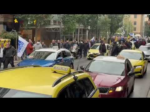 Απεργία οδηγών ταξί σε όλη τη χώρα, πορεία προς το κέντρο της Αθήνας