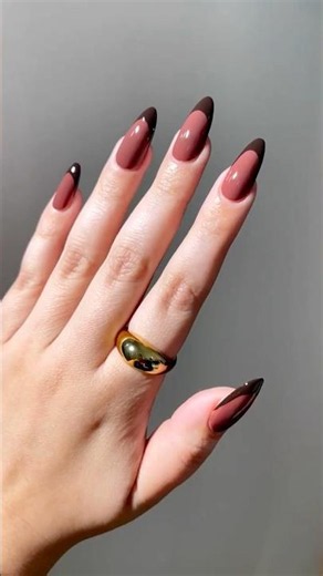 Easy French Tip Nails 💅 | Simple French Nail Design for Beginners #nails #frenchtips nailshorts