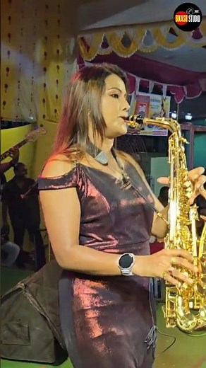 Tamma Tamma Loge ~ Lipika Samanta || Saxophone Queen Lipika