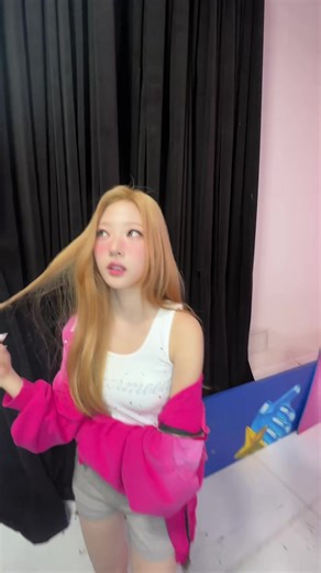 WHAAAAATTT??????? #Hearts2Hearts #하츠투하츠 #H2H #RUDE! #Hearts2Hearts_RUDE!