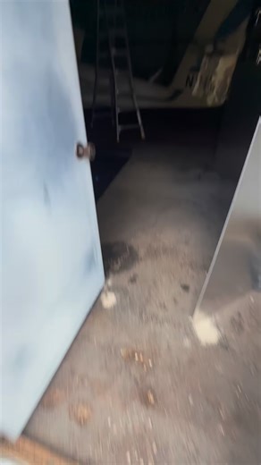 New panel time for the Lake 200. Not a full avionics overhaul just cleaning up the layout, covering the empty holes, and tidying the wiring so future upgrades are easier. Sometimes the best upgrade isn’t adding more tech, it’s making what you already have cleaner and safer. 🎥 Follow along as I rework the Lake’s panel and prep it for the next phase of modernization. ✈️ Drop a comment: what’s the one upgrade you’d start with on your own airplane? #CheesePilot #Lake200 #Seaplane #Avionics #Aircraf