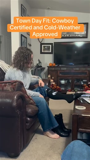 39 reactions | Snow showed up, but that’s not stopping me. Pulled on...