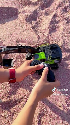 Unboxing My New Toy Excavator: A Fun Experience