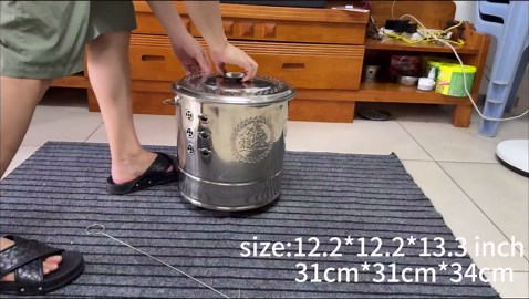 Bearington Mrs Santa Claus Stuffed Christmas Plush - 15" Soft Mrs. Claus Doll with Red and White Outfit - Adorable Holiday Mrs Santa Décor and Plush Toy Gift for Babies, Kids, and Collectors