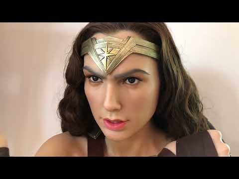 Queen Studios Wonder Woman Life Size Bust Unboxing