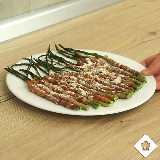 Bacon Wrapped Asparagus Recipe | Meal Studio