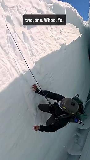 Crevasse fall practice! Stay sharp and climb smart. 🧗‍♂️❄️ #Climbing @TheWhipperMedia | Abdellah el hadad