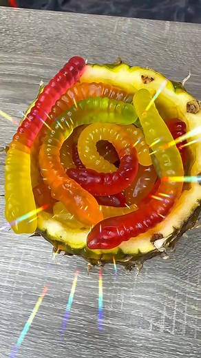 169K views · 1K reactions | Wrong Pineapple  #reels #mrClabik #laughing #sketch #comedyreels #funnyvideos #vine #prank #challenge #pranks | Mr. Clabik Says | Facebook