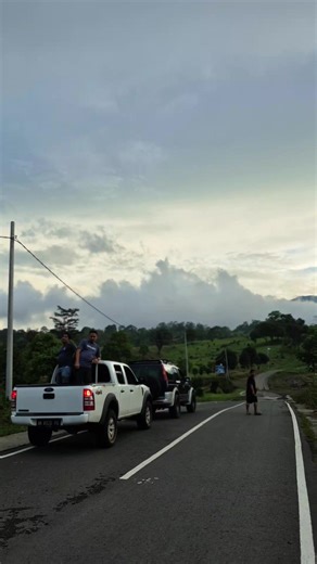 Explore the 2005 Ford Everest and 2009 Ford Ranger TDI