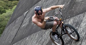 作品名【Raditudes -BMX進化論-】｜BMX台頭の歴史とそのキーパーソンに迫る