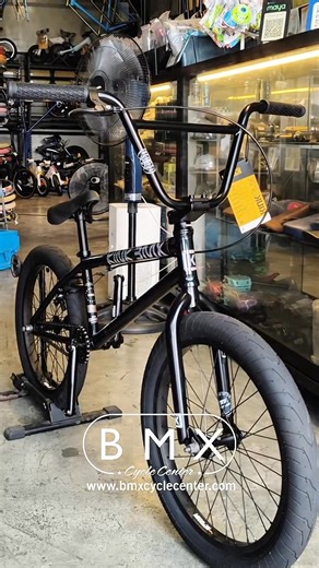 KINK BMX LAUNCH – ₱20,000 Kink Launch is built for progression—tough where it counts, smooth where it matters. Whether you’re learning the basics or pushing tricks at the park, this bike delivers that pro-level feel with beginner-friendly confidence. 🛠 SPECS THAT MATTER: • Frame: Hi-Ten Steel, 20.25” TT • Fork: Kink Stryker, 4130 Chromoly Steerer, Tapered Legs • Bars: Kink T875 8.75”, 100% Hi-Ten Steel • Cranks: Mission Triumph 3-pc Chromoly 170mm • Headset: Mission Sealed Integrated • Bottom B