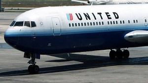 United Airlines'tan skandal karar! Filistin'e destek verdiği için açığa aldılar