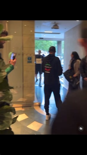 THE APACHE IS EN ROUTE Anto Cacace is En Route to The MotorPoint Arena for his fight against Leigh Wood for the IBO Super Featherweight World Title TONIGHT LIVE ON DAZN 📸- @anto_cacace #CacaceWood | Irish-Boxing.Com