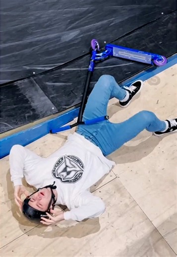 Master Easy Scooter Tricks: Jordan Clark's Journey