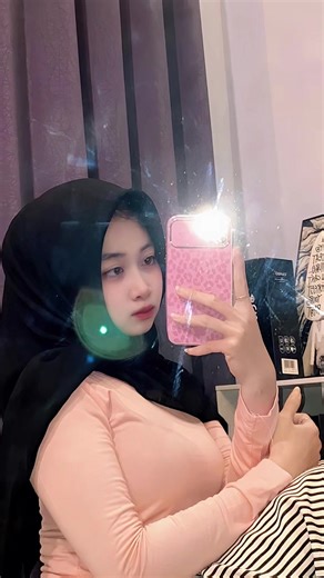 🍒 (@scnd.dhee)’s videos with suara asli - WHY FNKY REMIX