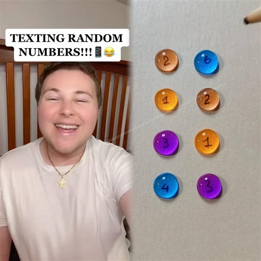 TAYLOR SWIFT!!!👸🏼 Texting Random Numbers! #taylorswift #shorts