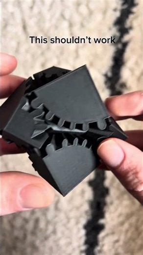 3D Printed Gear Cube (This shouldn’t work)