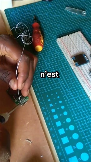 Se fabriquer soi-même une montre ⌚ c’est possible avec Arduino.#Arduino #DIY #MontreDIY #Electronics
