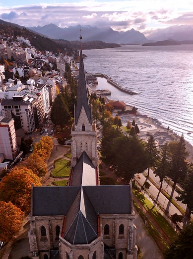 Bariloche desde el cielo: vistas aéreas y fe en cada paisaje