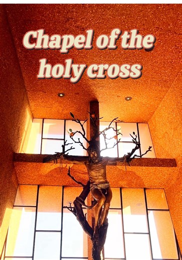 Chapel of the Holy Cross in Sedona, Arizona 💕 Sedona has this, vortexes and snoopy rock and now I’m in love with it!! Photos and videos can’t even do this church justice, it’s unreal. Another road trip stop 💒 #chapeloftheholycross #sedona #roadtrip #thingstodo