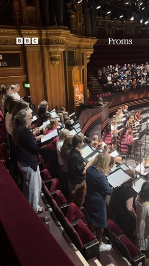 Rehearsals in full flow for tonight’s Prom with our Chief Conductor Sakari Oramo, soprano Elizabeth Watts, tenor Laurence Kilsby, the @bbc_singers & the BBC Symphony Chorus 🙌 Bliss’s The Beatitudes was given its first performance by the BBC Symphony Orchestra in 1962. It was commissioned for the reopening of Coventry Cathedral, although the performance ultimately took place in the Belgrade Theatre, Coventry. Also tonight, Grieg’s Piano Concerto with Lukas Sternath and Ruth Gipps’s Death on the 