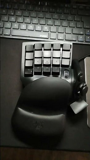 Best gaming keybord! RAZER TARTARUS V2!
