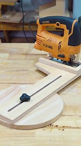5.6K views · 30 reactions | Discover the art of precision with our impressive DIY Jigsaw Circle Cutting JIG! This innovative tool allows you to create perfect circles effortlessly, just like the pros. Elevate your woodworking projects today! ️✨ #DIYProj~ | Carlos Madden | Facebook