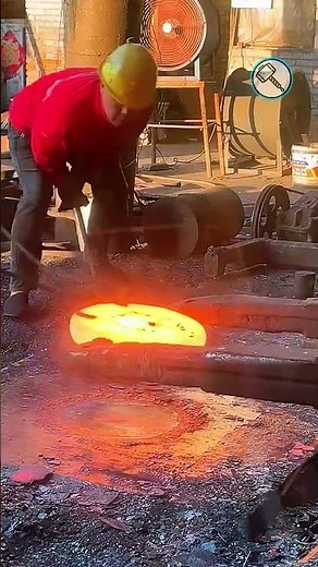 Giant Forging Hammer #hammer #giant