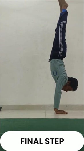 Handstand Step by Step 🤸‍♂️ | Learn Balance Fast#handstan #handstandworkout #fitness #yoga #shorts
