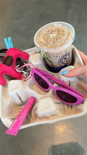 17K views · 43 reactions | Pick your aesthetic  : coffeebeanpty (via Instagram) | The Coffee Bean & Tea Leaf | Facebook