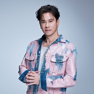 Sep 20, 2025: Sam Lee at Kings Place London, England, United Kingdom | Concert Archives