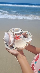 7.7K views · 19 reactions | DIY SEA SHELL PAINT PALETTE  ✨️ We used Air-Dry Clay from @michaelsstores Inspiration from ➡️ @jellyseashells 殺 #diy #manualidades #homedecor #crafts #manualidades #manualidadesniños #kidscrafs | Lola Wreaths | Facebook