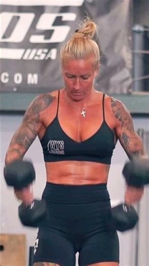 Women,s CrossFit Athelete Training Game #motivation #crossfit #shorts
