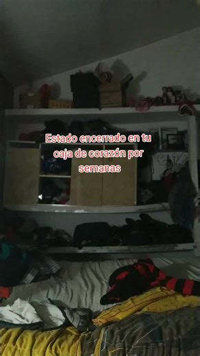 #kurtcobain #heartsheapedbox #nirvana #grunge #emily #mtvawards1993 #cajaenformadecorazon #🚬