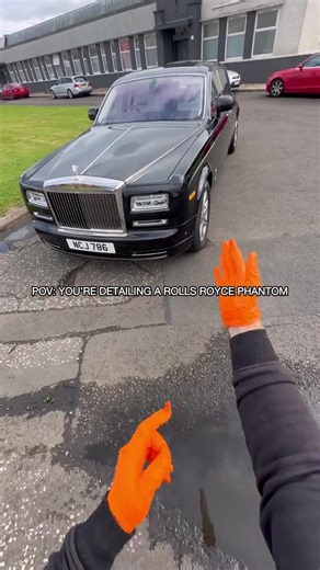 POV Detailing a 450000💸 Rolls Royce Phantom #rollsroyce #asmr #detailing #satisfyingvideos #monster