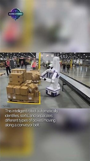 Smart robot automatically sorts boxes, enhancing collaboration on the production line