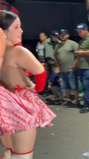 Valery ♥️ Ilobasco Latin Band 🎶🇸🇻 | El Salvador y Bellezas