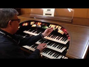 Conn 653 Classical Organ Sounds with Chimes
