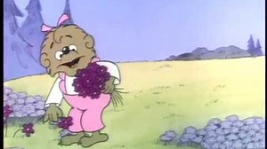 The Berenstain Bears Learn About Strangers