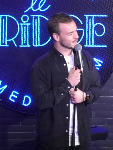 En spectacle à Paris Lyon Perouges Concarneau Selestat Lille Caen Rouen Perpignan Bordeaux Aix en Pr