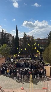 Gli studenti del Liceo Artistico di Bagheria oggi hanno lanciato tanti palloncini in cielo per ricordare Kevin ❤ | TELE ONE