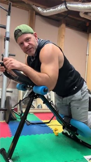 This ab machine helps strengthen and tone your core by engaging your upper, lower, and side ab