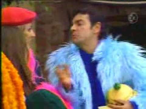 La Familia Peluche - Ludovico es Santa Clause - Parte 1