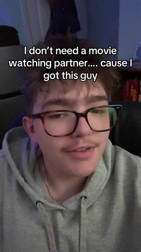 He don’t bite…….much. #movie #movietok #filmbro #movierecommendation #moviereview